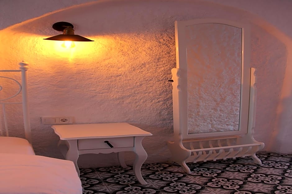 BADEMİÇİ OTEL