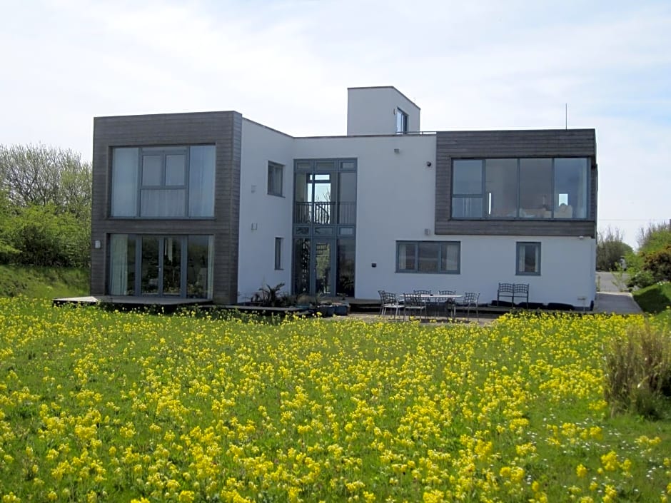 HH Accommodation