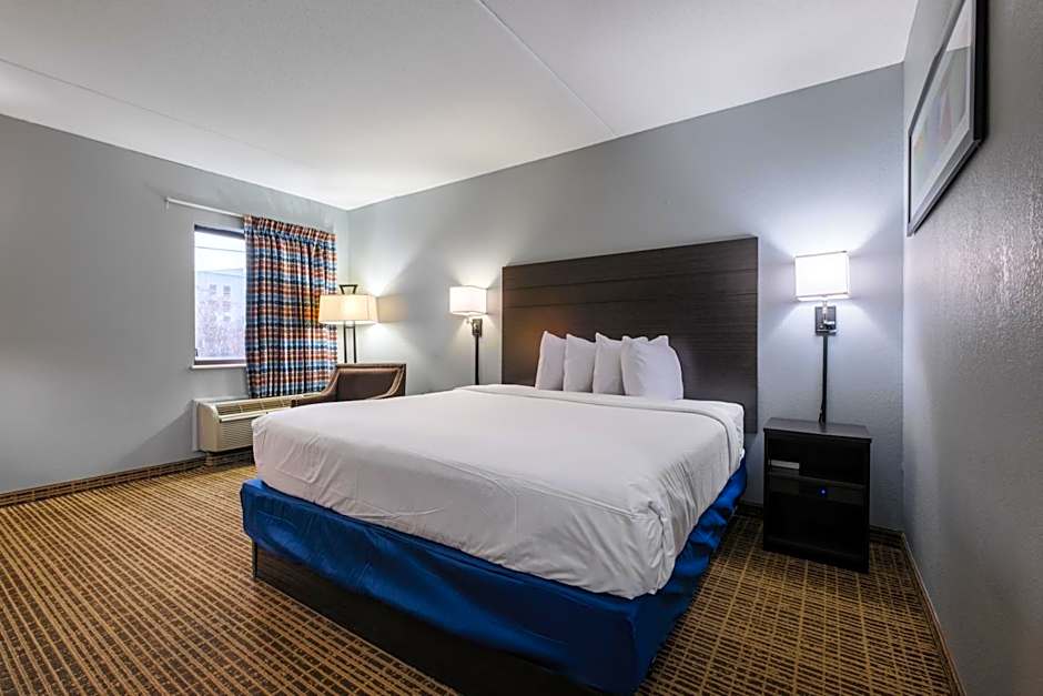 Baymont by Wyndham Louisville Airport South