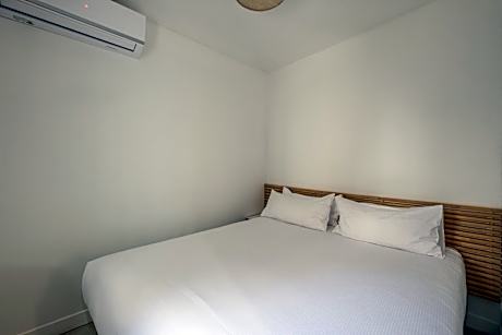 One Bedroom Apartment