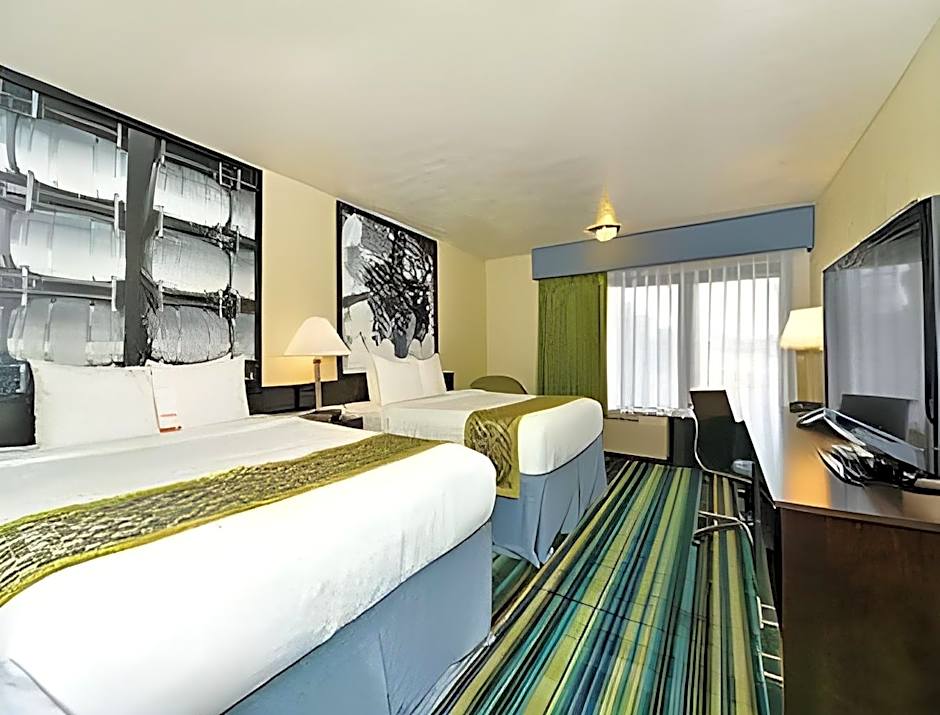 Super 8 by Wyndham Vallejo/Napa Valley