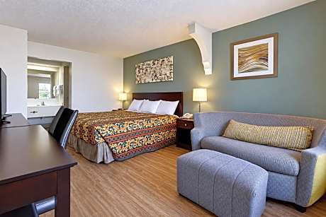 Queen Bed Non-Smoking
