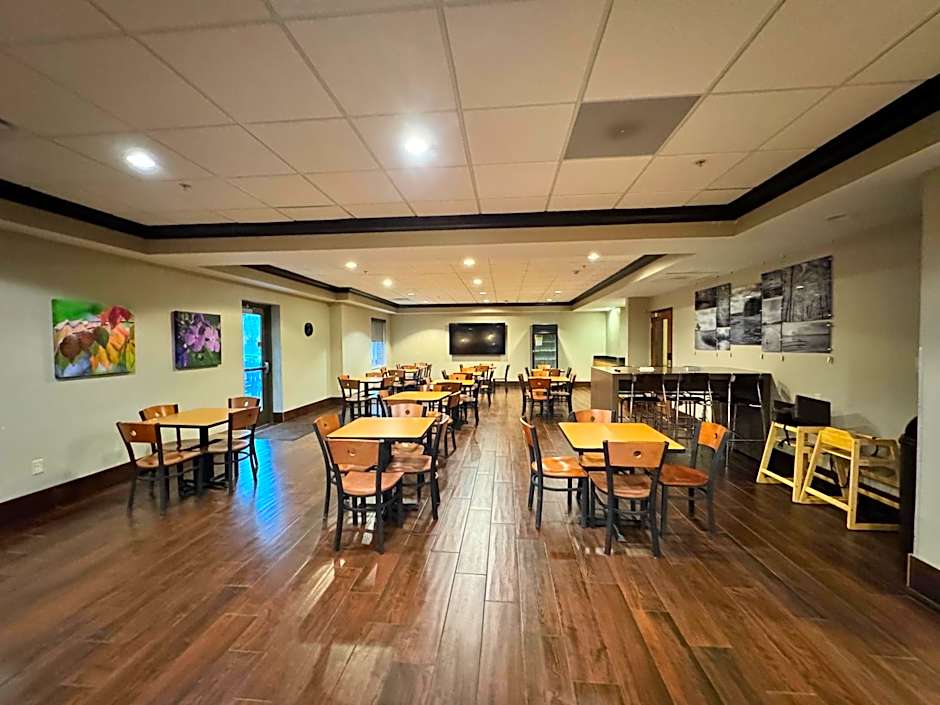 Sleep Inn & Suites Madison - Monona