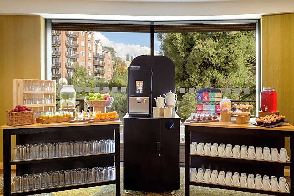 Holiday Inn London Brentford Lock By IHG