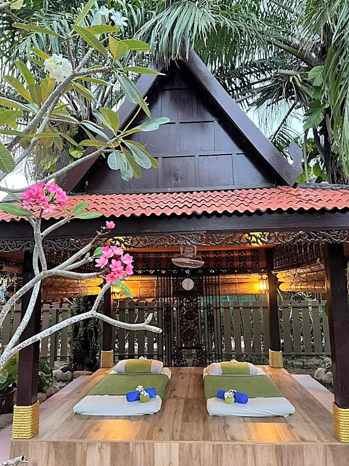 Paradise Pearl Bungalows