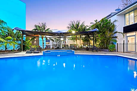 Palm Court Motor Inn