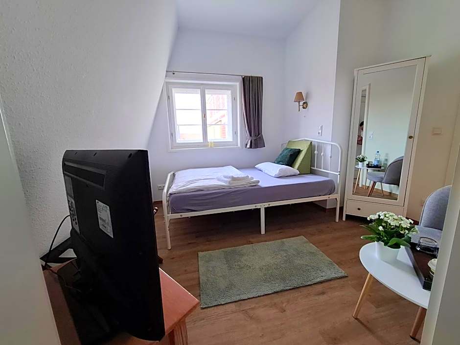 Lindenhof, Gästehaus an der Teufelsmauer