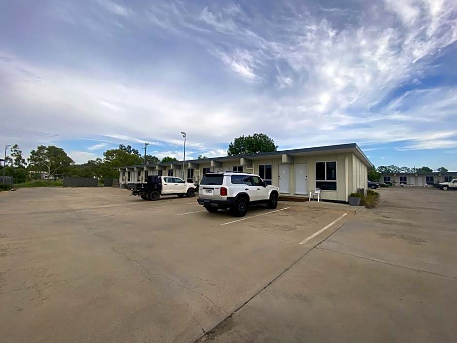 Dooley's Tavern & Motel Springsure