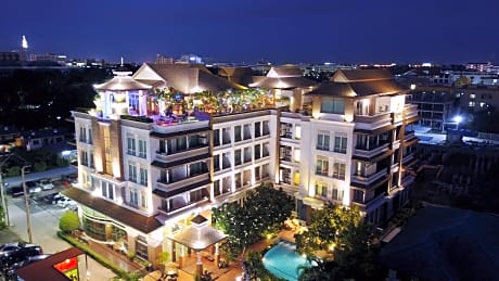 Suvarnabhumi Suite Hotel