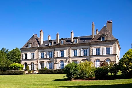 Chateau d'Ygrande - les Collectionneurs