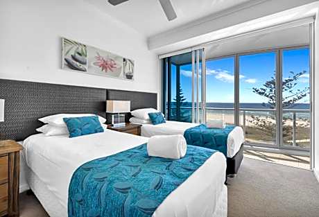 Two-Bedroom Apartment with Beach View
