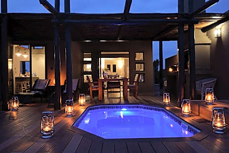 iKhaya LamaDube Game Lodge