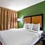 Extended Stay America Select Suites - Tampa - Brandon