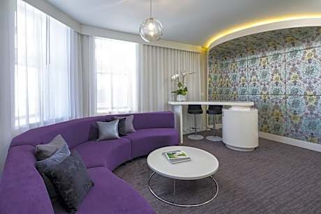 One-Bedroom King Platinum King Suite - High Floor