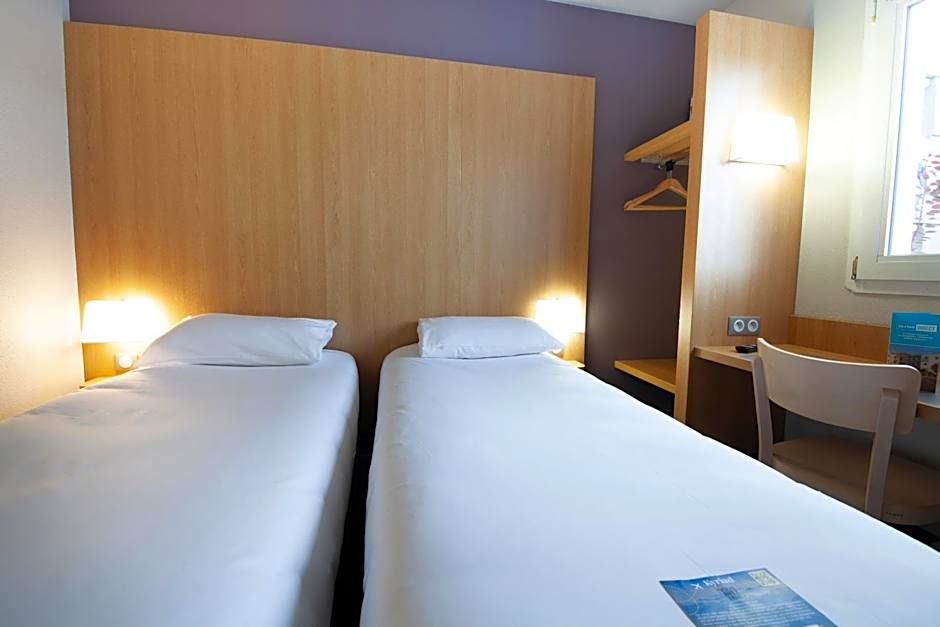 Kyriad Direct Clermont Ferrand Nord Gerzat