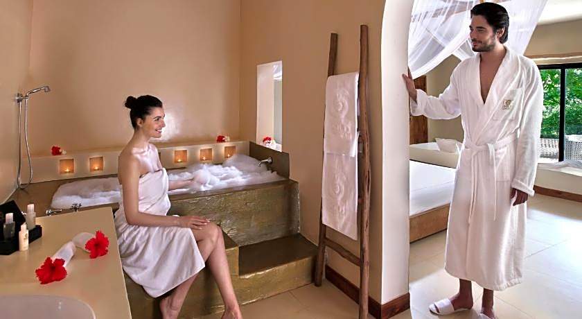 Gold Zanzibar Beach House And Spa Hotel