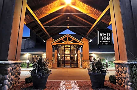 Red Lion Inn & Suites Grimes