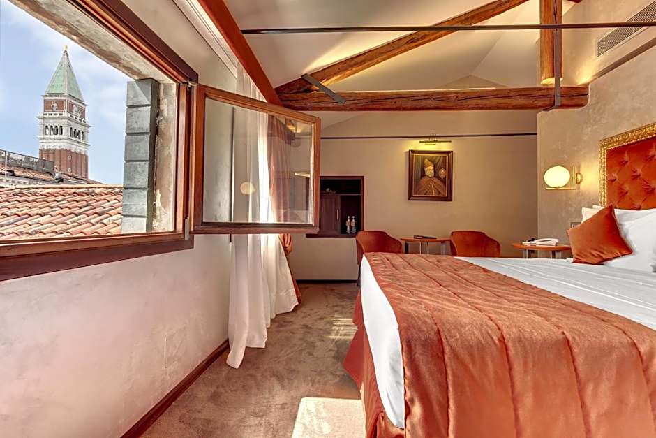 Hotel Dona Palace