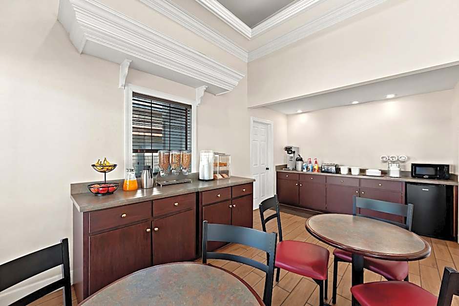 Red Roof Inn Muscle Shoals