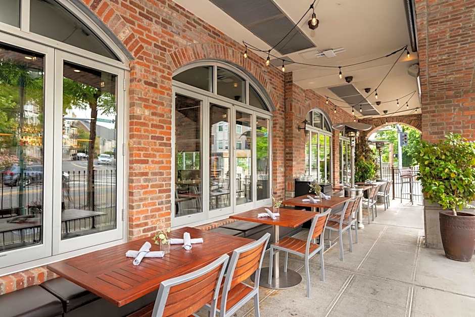 The Heathman Hotel Kirkland