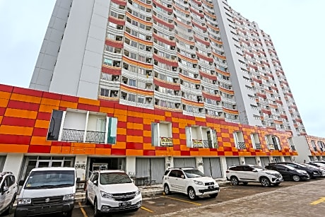 OYO 92317 Apartment Riverview By Alima View