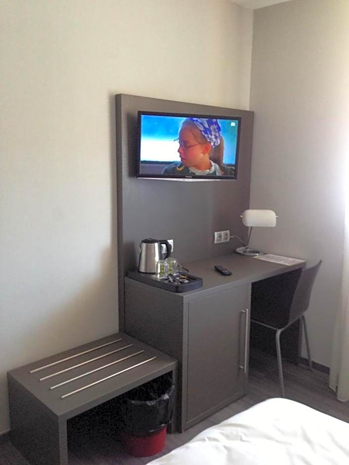 Logis Hôtel Le Mas De Jossyl