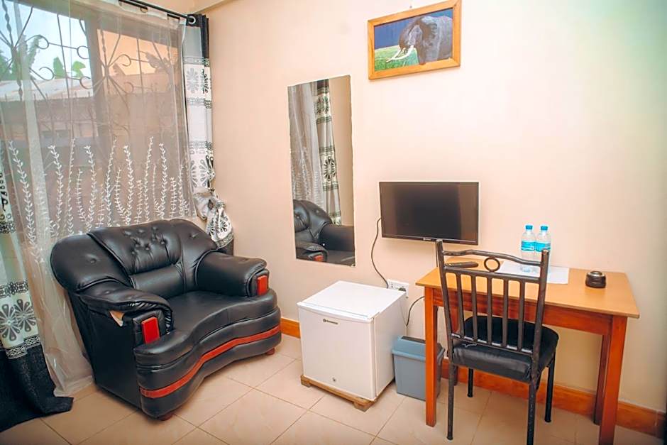 Arusha Giraffe Lodge