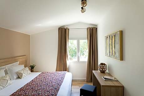 superior quadruple room