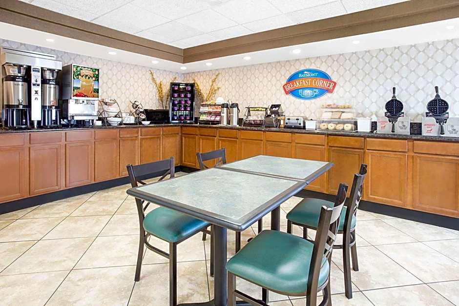 Baymont by Wyndham Janesville