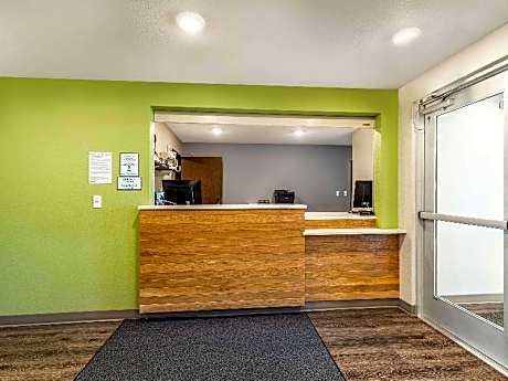 Woodspring Suites Riverside Norco