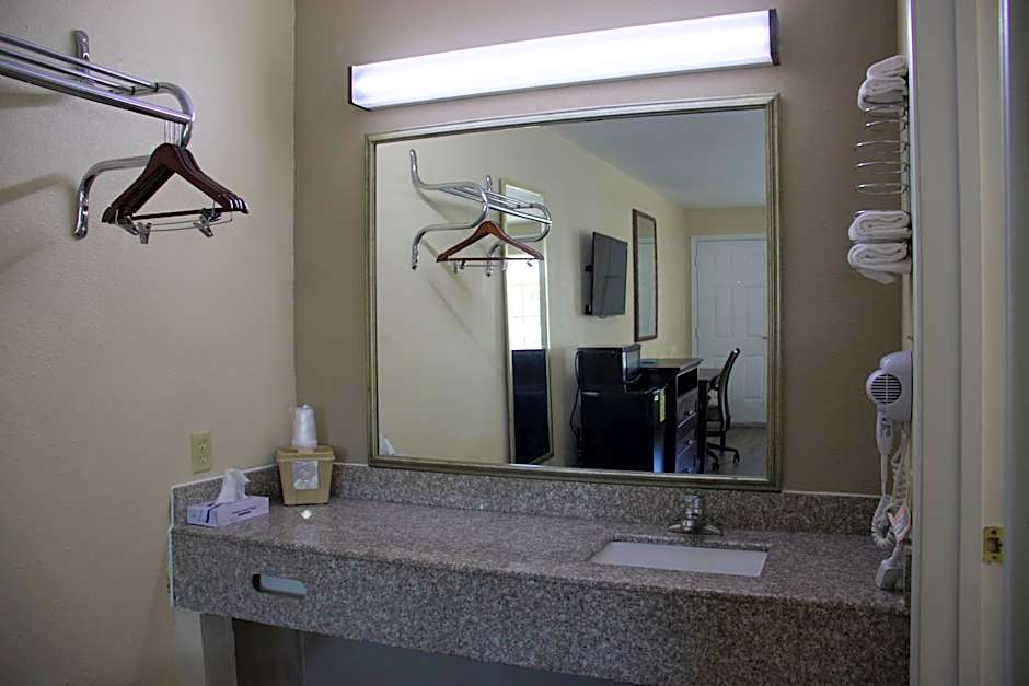 Legacy Inn - Cookeville