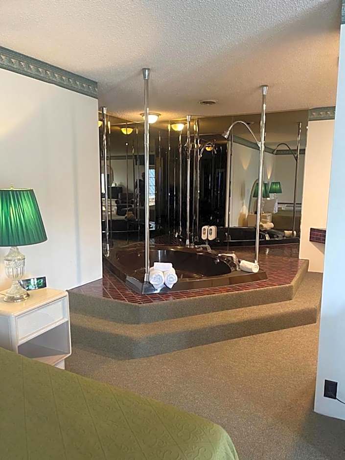 Knights Inn Mackinaw City