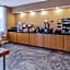 La Quinta Inn & Suites by Wyndham Naples Downtown