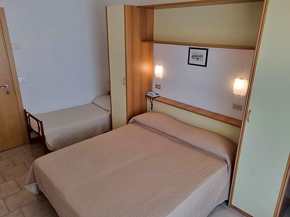 Hotel Conti