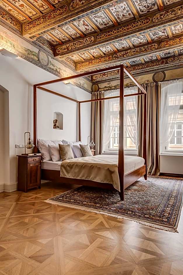 Hotel Nerudova 211