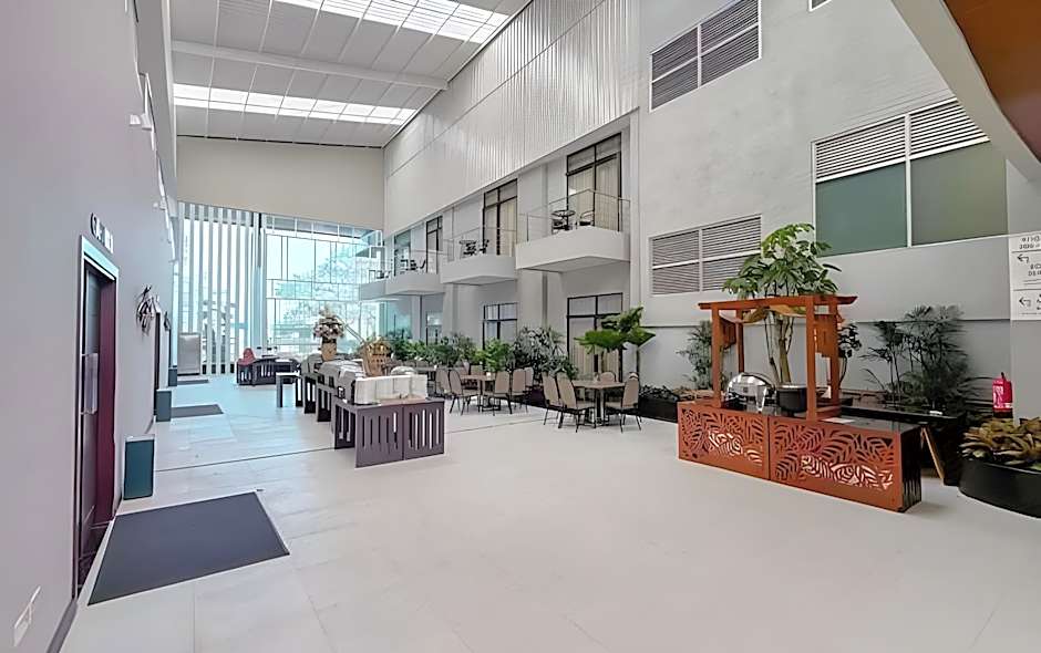 SAVANA HOTEL & CONVENTION MALANG