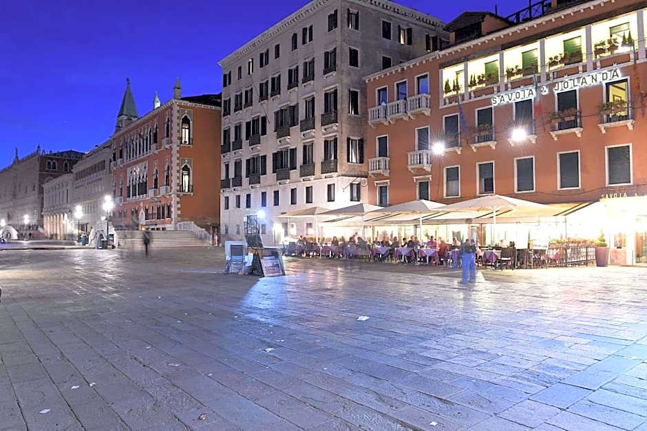 Savoia & Jolanda Hotel