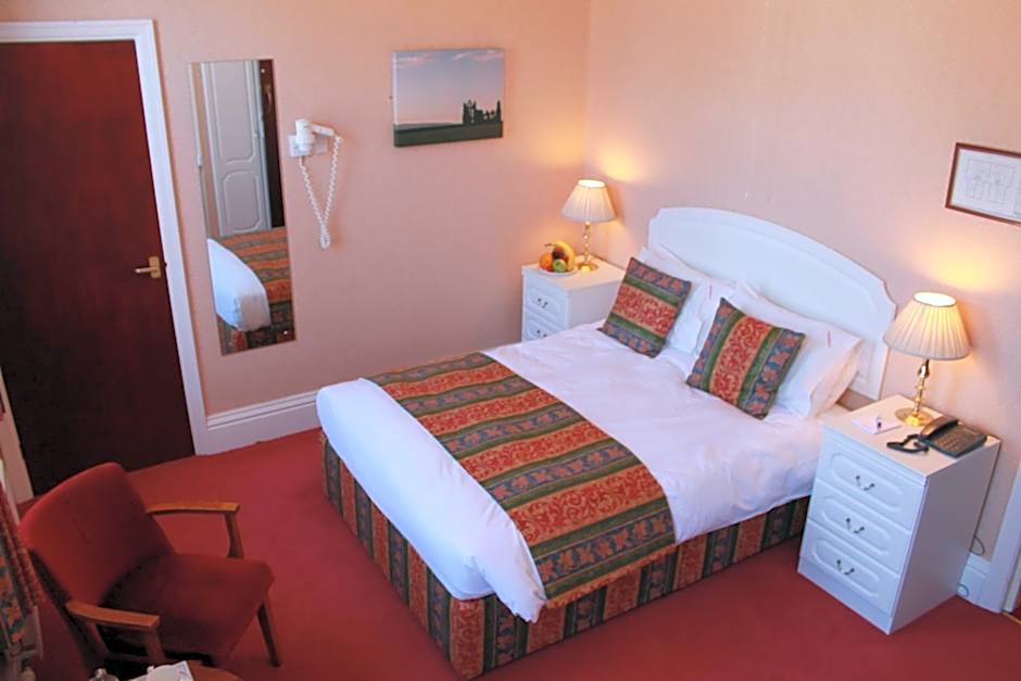 Saxonville Hotel