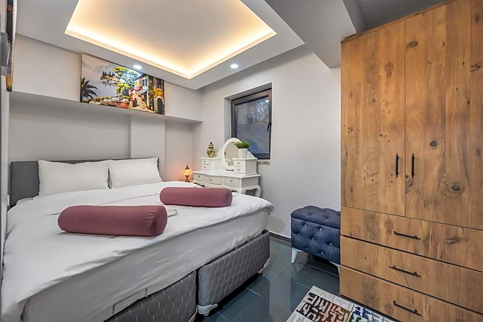 AYKA APART SUiTES OLD CITY