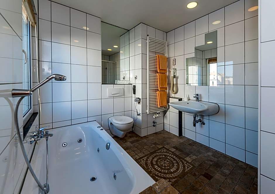 Breslauer Hof Am Dom