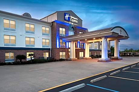 Holiday Inn Express And Suites Alexandria By IHG