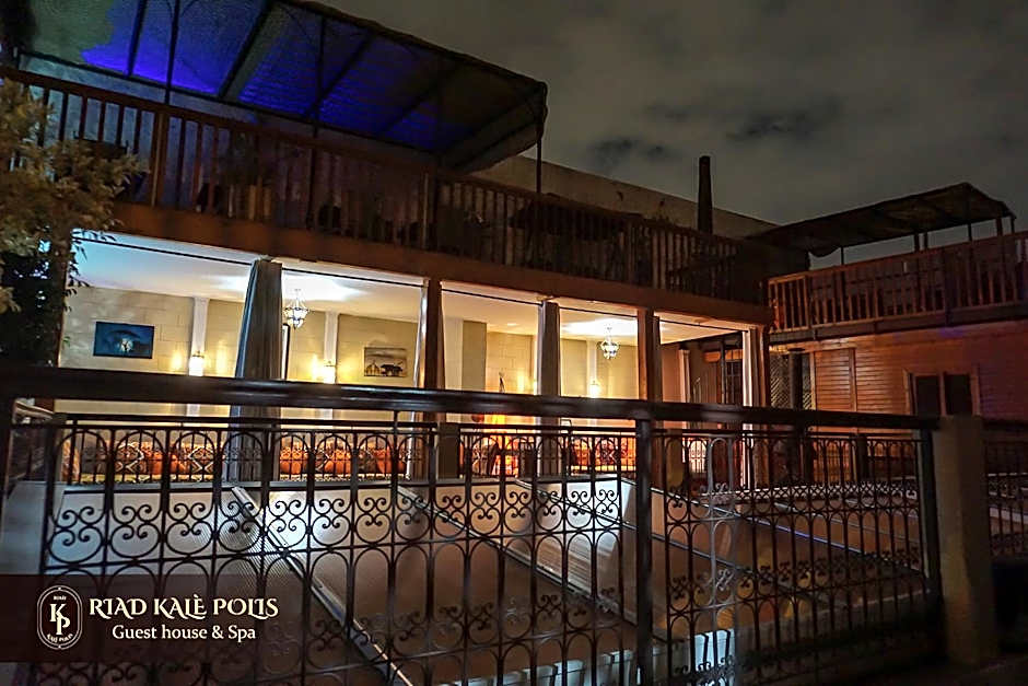 RIAD KALE POLIS