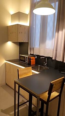 Standard Triple Studio