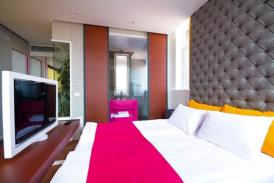 Boutique Rooms