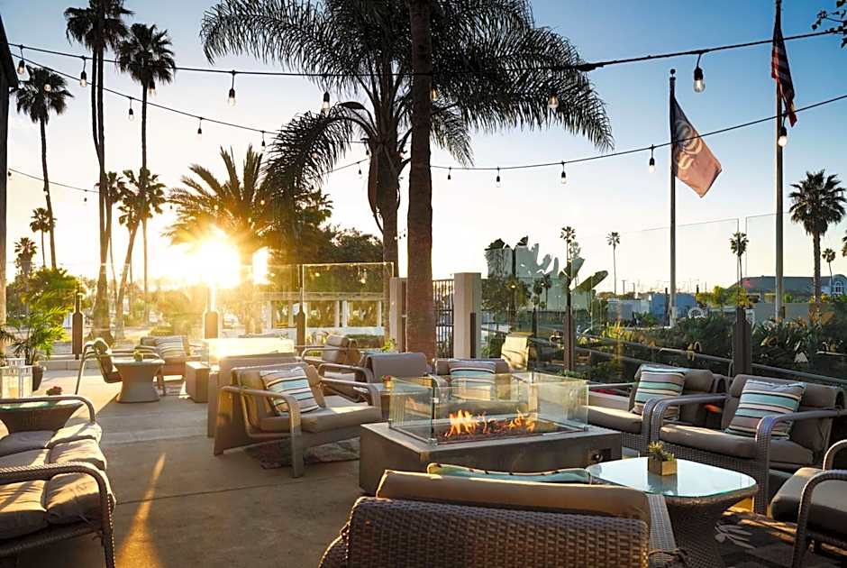 Sonesta Redondo Beach & Marina