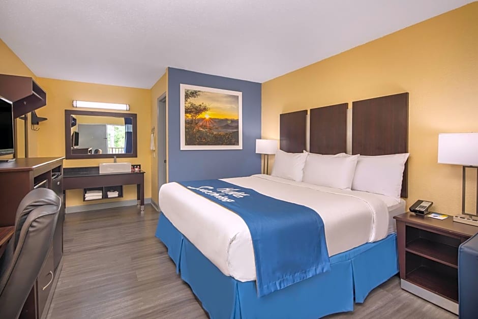 Days Inn by Wyndham Muscle Shoals Florence