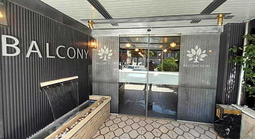 Balcony Hotel