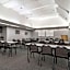 Days Hotel by Wyndham University Ave SE
