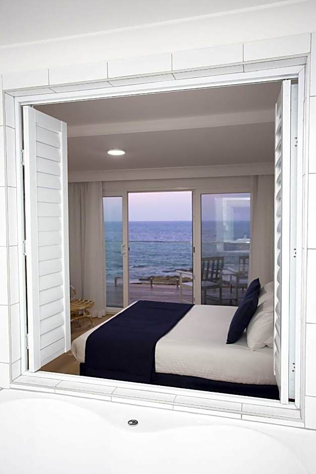 Ocean Front at The Entrance