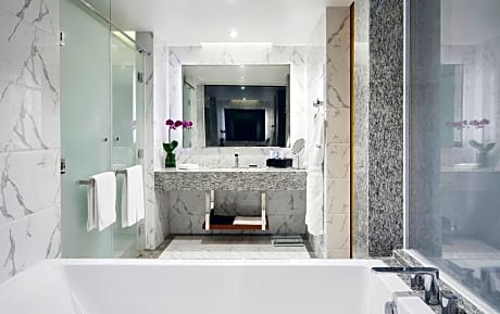 Junior Suite 3 Adults